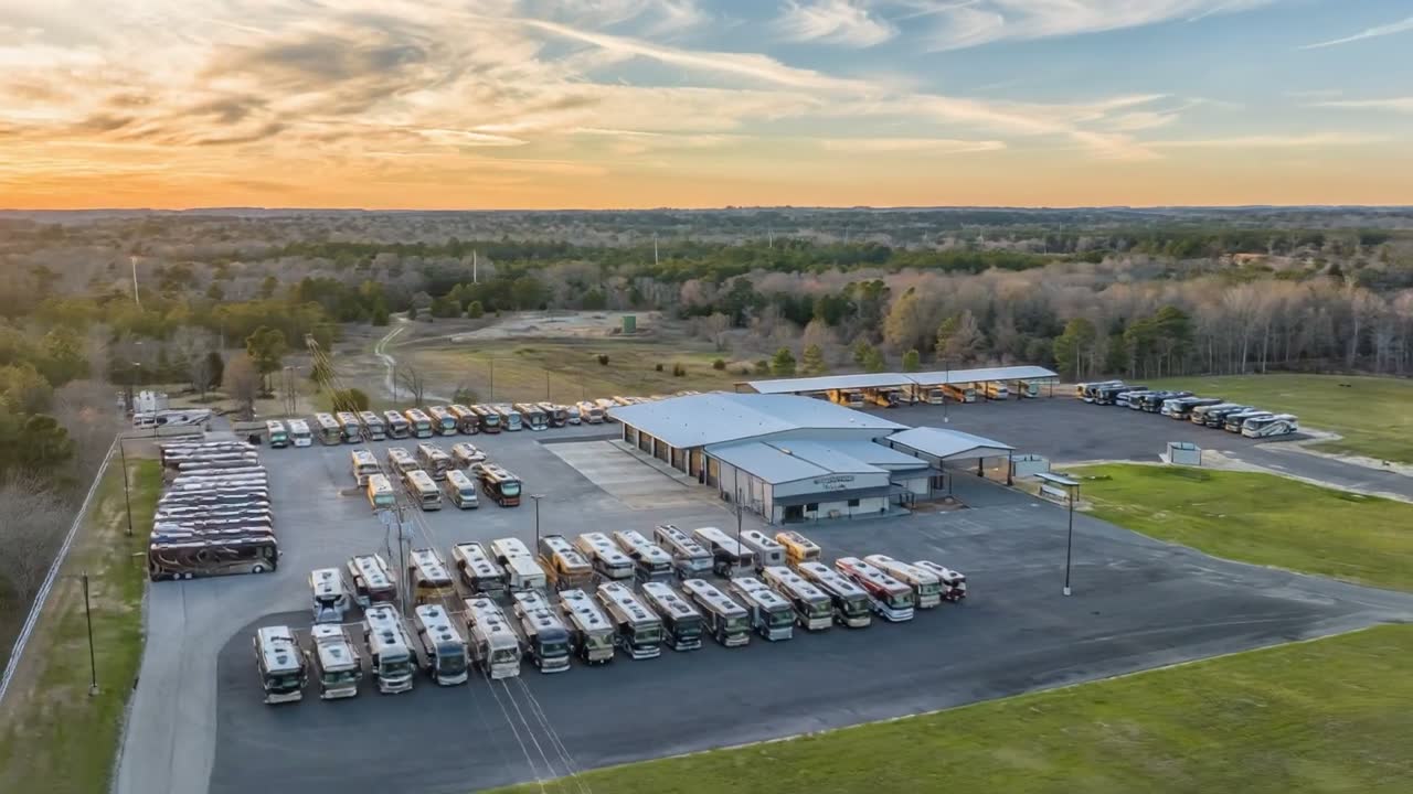 www.motorhomesoftexas.com
